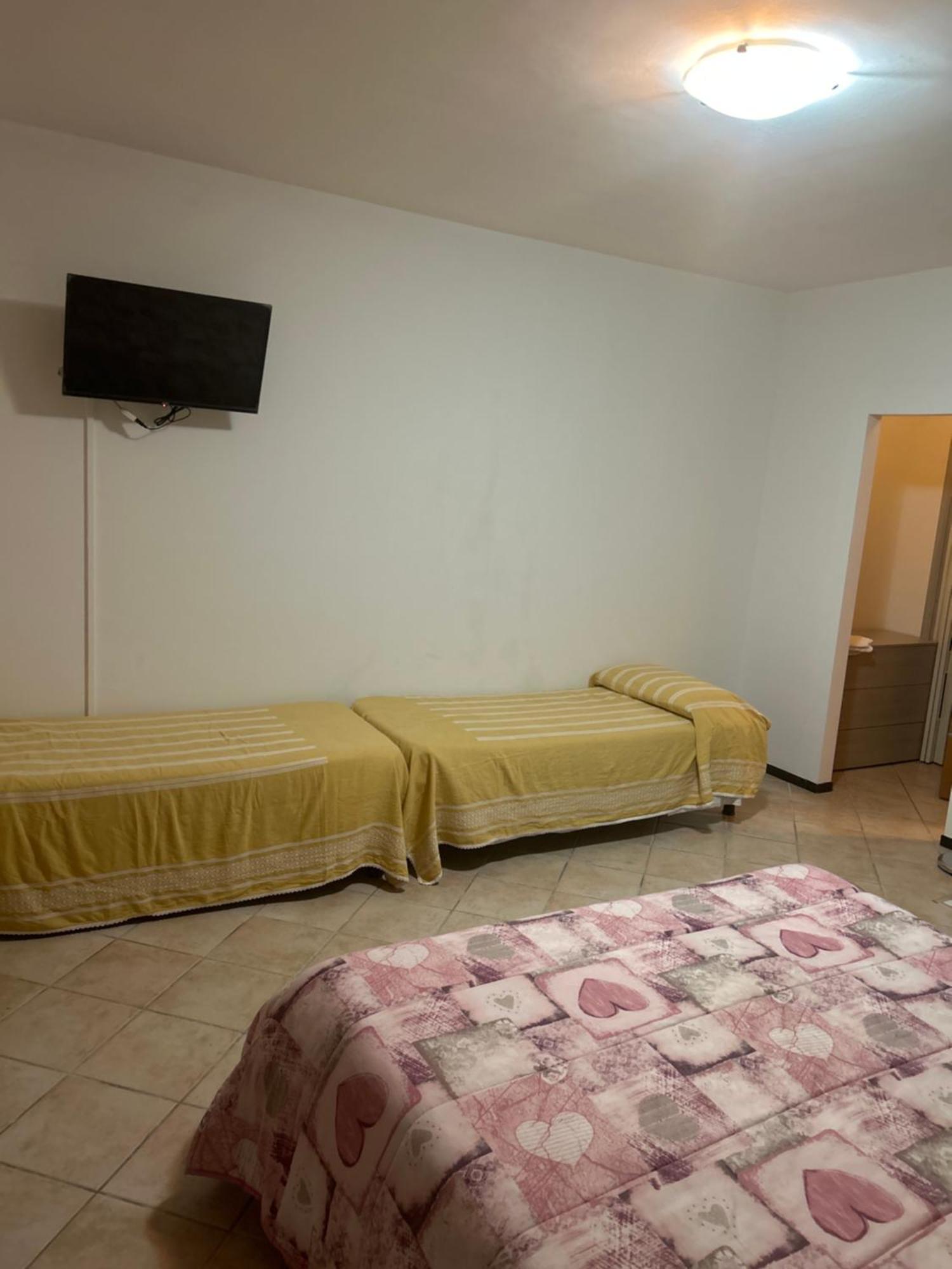 Albergo La Grolla Antey-Saint-Andre Exterior photo
