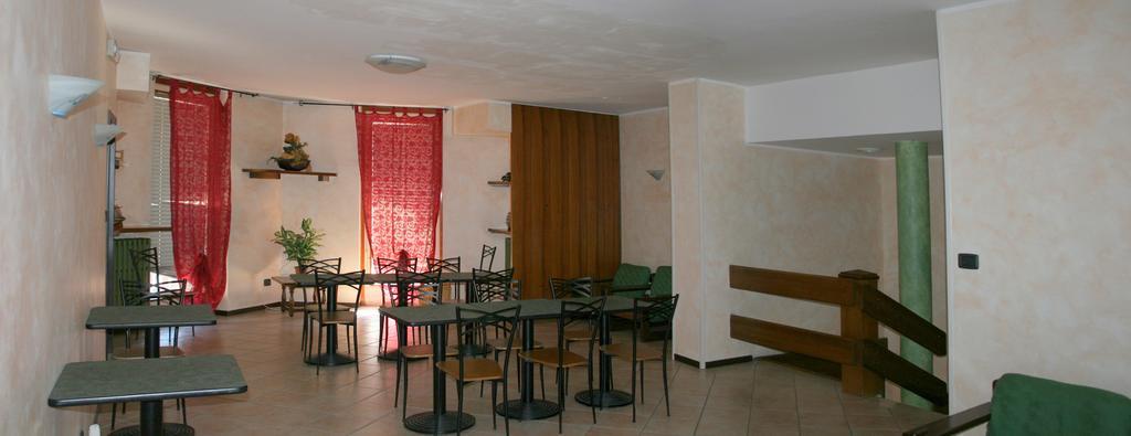 Albergo La Grolla Antey-Saint-Andre Exterior photo